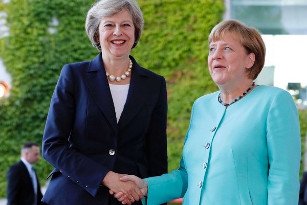 May, Merkel'den Brexit anlaşmasında destek isteyecek