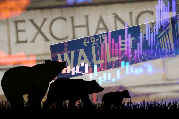 Dow Jones, Nasdaq ve S&P 500 paniği attı, yükselişle açıldı