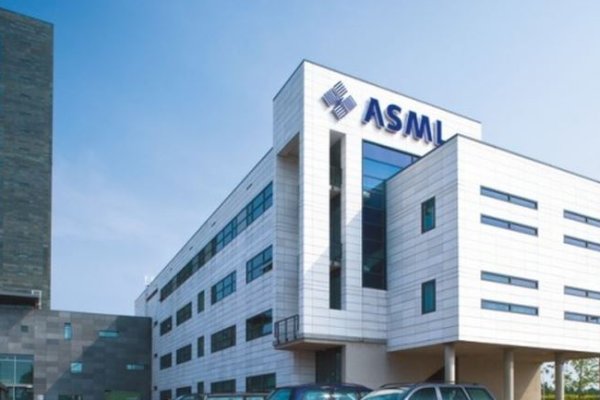 Çip firması ASML hisseleri, Çin satışlarının zayıflayacağı uyarısında bulunduktan sonra %15 düştü