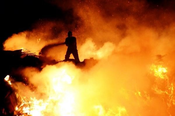 Bodrum'daki yangın söndürülemiyor