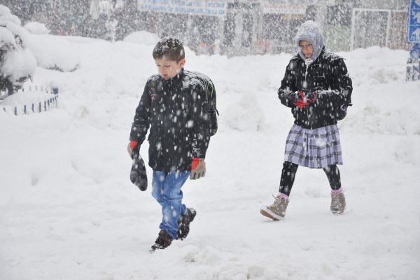 İstanbul'da okullar yine tatil