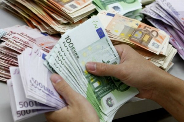 Dolar ve euro güne nasıl başladı? -15 Mayıs 2017-