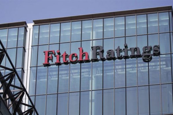 Uzmanlar Fitch'in kararını nasıl değerlendiriyor?