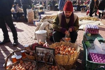 Bankacılığı bıraktı, pazarcı oldu