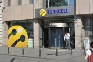 Turkcell iştiraki Fintur, Azertel hisselerini devretti