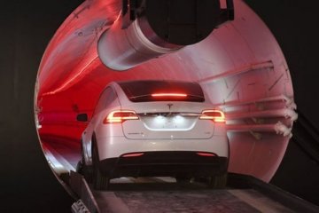 Elon Musk 'Otonomlar' için ilk tünelini açtı