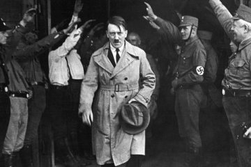 Hitler'in kayıp Nazi altınları Polonya'da bulundu