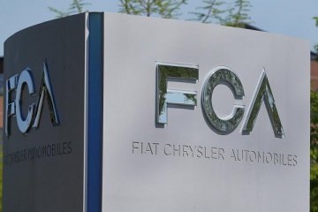 Fiat ceza almamak için Tesla'ya para ödeyecek