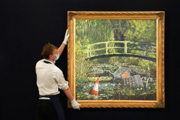 Banksy'nin Monet yorumuna 9,8 milyon dolar