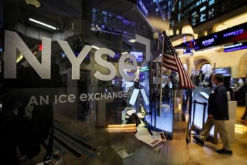 Dow Jones, Nasdaq ve S&P dalgalı bir günün ardından kayıpla kapandı