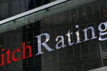 Fitch, İngiltere'nin kredi notunu korudu