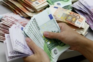 Dolar önemli para birimleri karşısında güçlendi