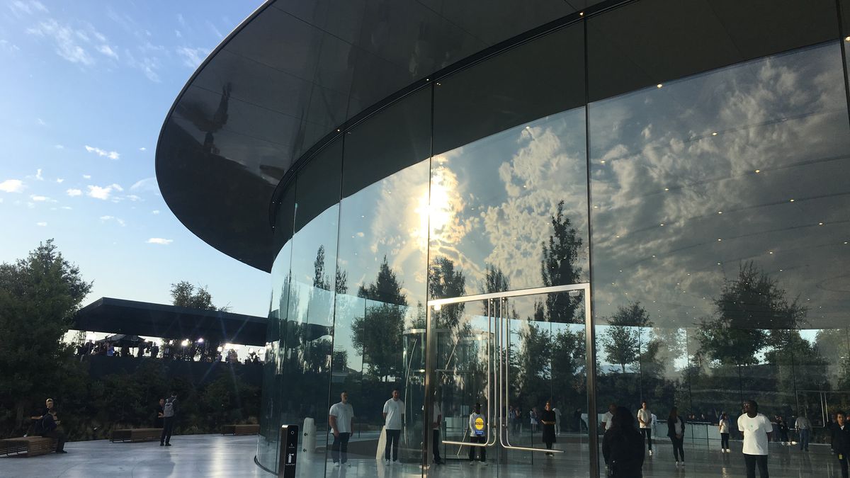 applepark5.0.jpeg