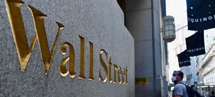 gaji_karyawan_wall_street-001.jpg